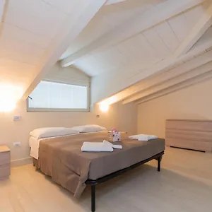 Palazzetto Il Mangano - Affitti Brevi Italia , Brescia Italia